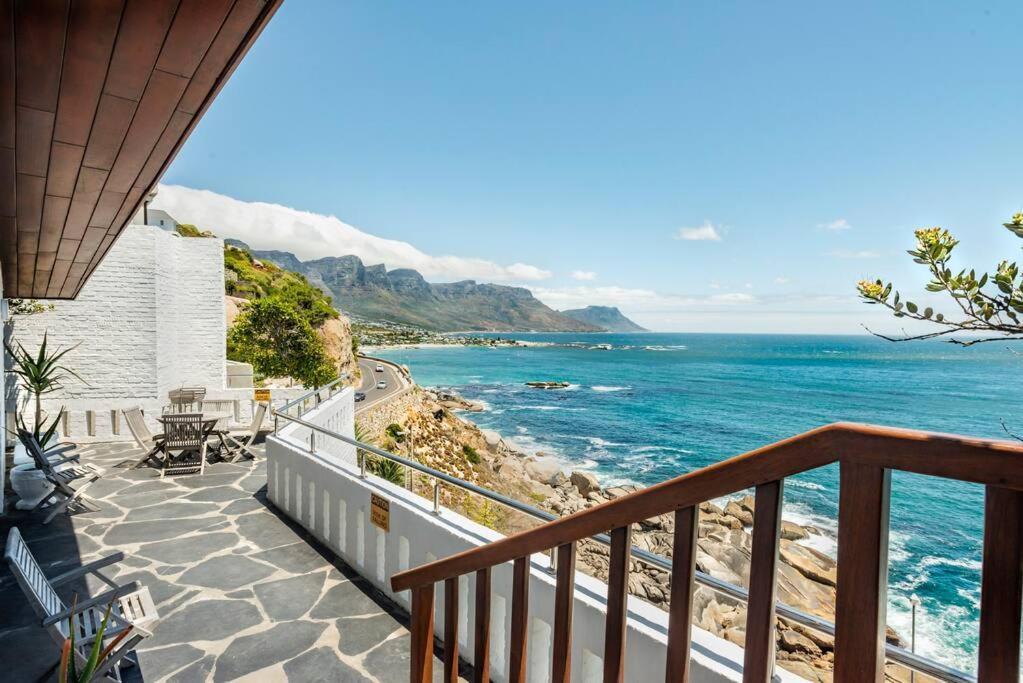 Bantry Bay Home With Atlantic Ocean Views Cidade Do Cabo Exterior foto